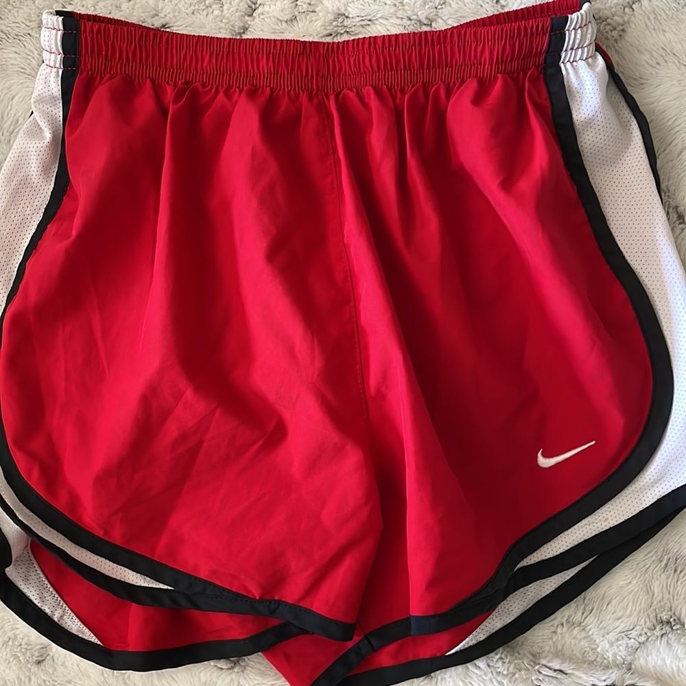 Nike running athletic shorts small s red black white Chicago colors Y2K - Picture 2 of 5